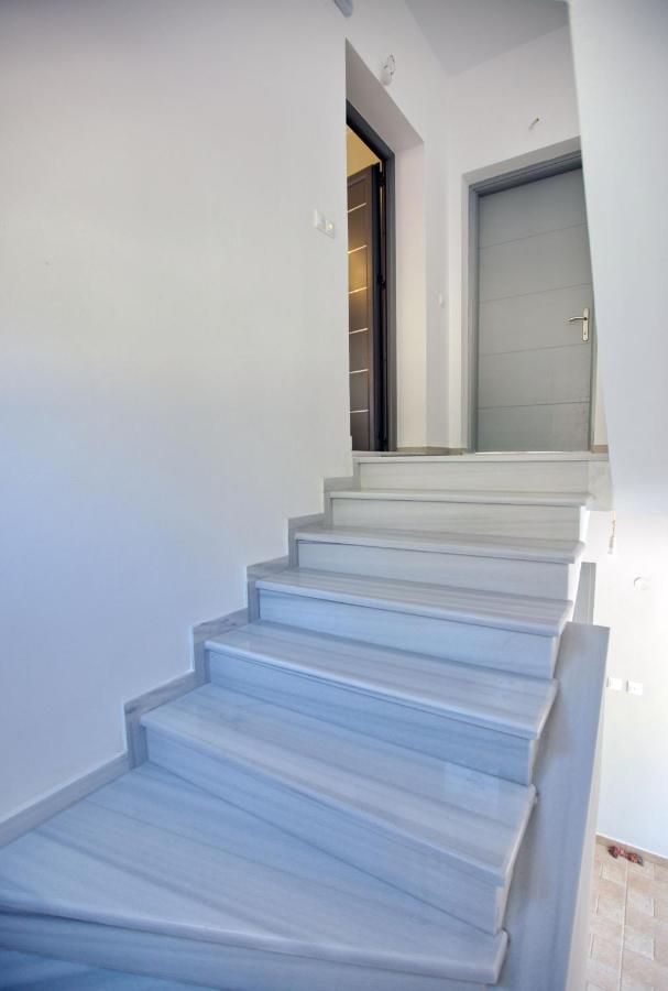 Matoulas Luxury Apartment 纳夫普利翁 外观 照片